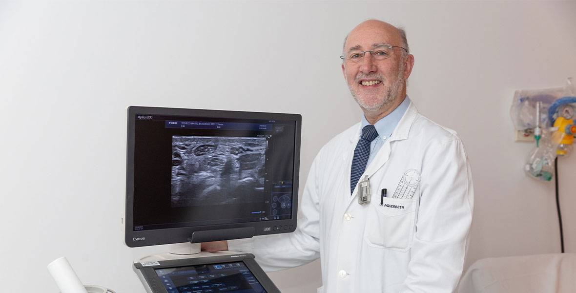 Dámaso Aquerreta, miembro honorífico de la Sociedad Española de Radiología Imagen del Dr. Dámaso Aquerreta en el Servicio de Radiología