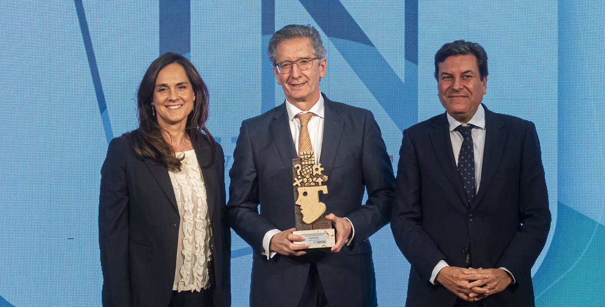 Imagen del Dr. Jesús San Miguel, consultor senior del Cancer Center de la Clínica Universidad de Navarra, galardonado en la XV gala de los Premios Innovadores de El Mundo de Castilla y León. 