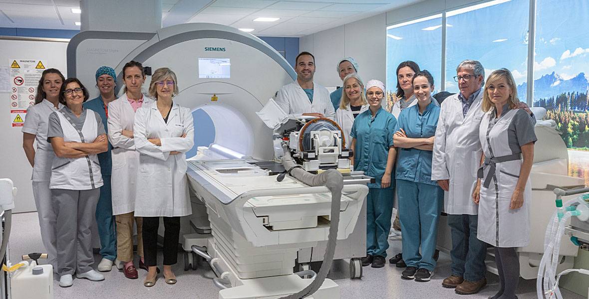 Especialistas y resto del equipo de HIFU de la Clínica Universidad de Navarra Imagen de los médicos y resto del equipo de Hifu de la Clínica Universidad de Navarra
