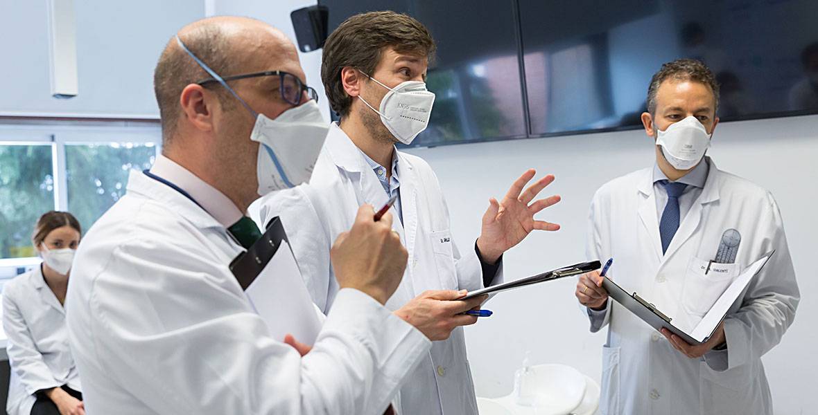 Investigadores. Estudios moleculares del cáncer de páncreas