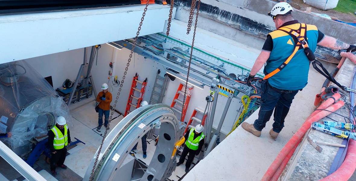 Imagen de la instalación del nuevo acelerador de radioterapia. CUN Pamplona