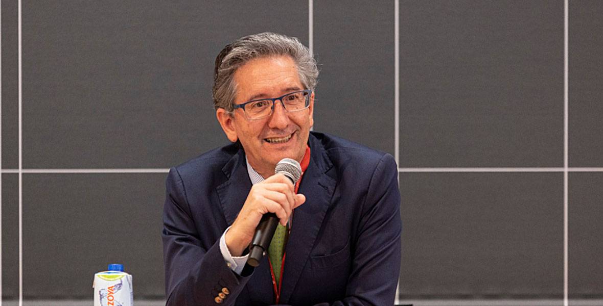 Un ensayo clínico internacional liderado por el Dr. San Miguel confirma la eficacia del tratamiento CAR-T en recaídas precoces en mieloma múltiple El Dr. Jesús San Miguel, director de Medicina Clínica y Traslacional de la Universidad de Navarra y especialista del Área de Cáncer Hematológico del Cancer Center Clínica Universidad de Navarra.