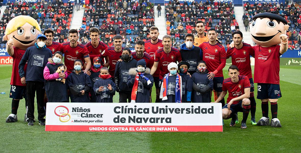 Niños hospitalizados con la alineación de Osasuna