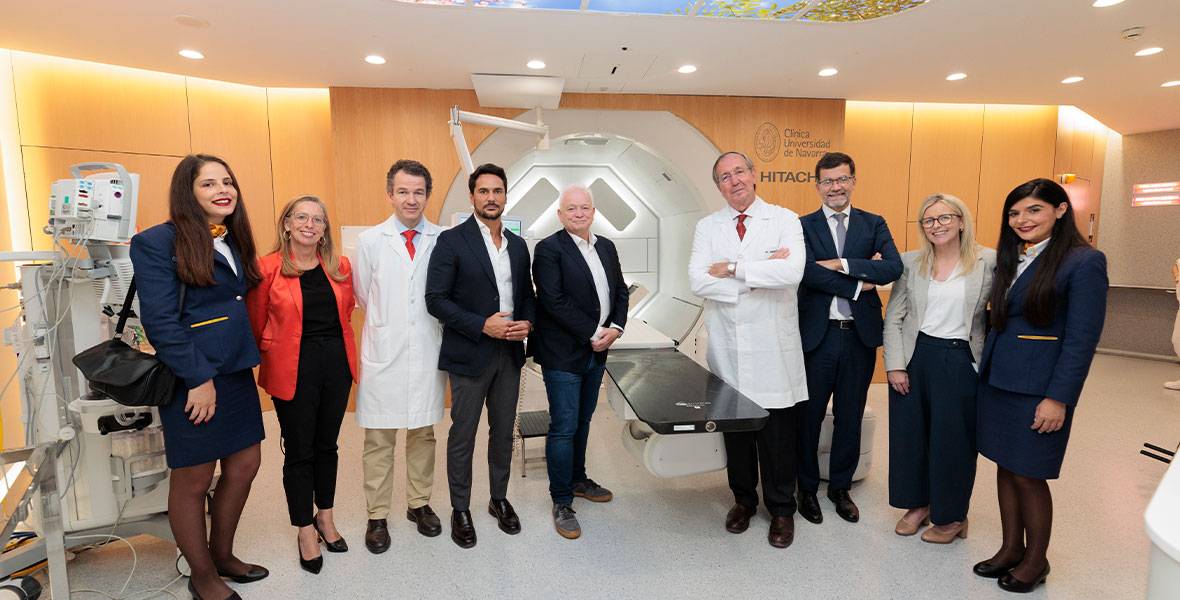 Directivos de la Clínica y Ryanair durante una visita a Protonterapia Directivos de la Clínica y de Ryanair en Protonterapia de CUN Madrid antes de la presentación de un acuerdo de colaboración con NCC