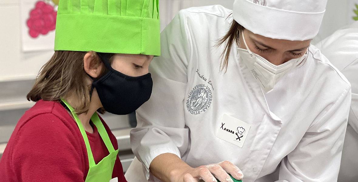 Taller de cocina para niños oncológicos en Madrid Imagen de taller de cocina para niños oncológicos en Madrid