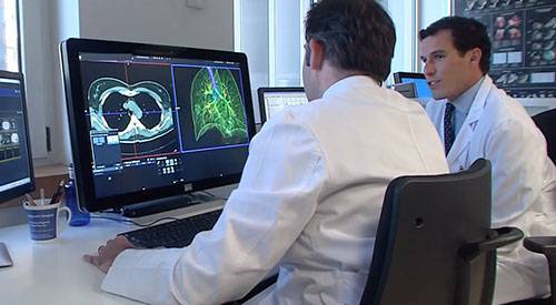 La cirugía minimamente invasiva realizada mediante videotoracoscopia mejora el tratamiento del cáncer de pulmón en estadios precoces
