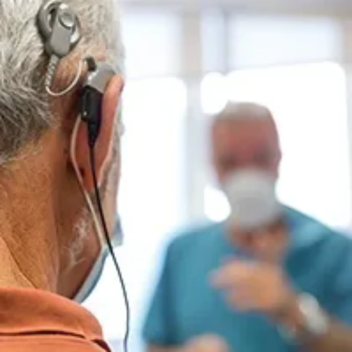 Imagen de Ángel, paciente con un implante vestibular para su trastorno del equilibrio. Clínica Universidad de Navarra