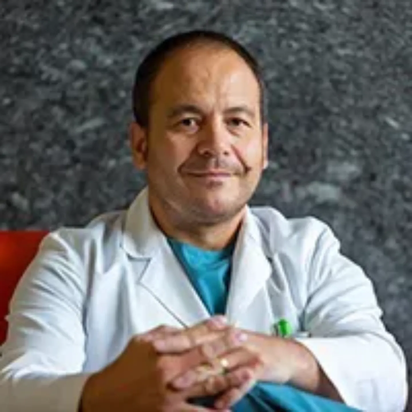 Imagen del Dr. José Luis del Pozo, director de Infecciosas y Microbiología. Pandemia Covid-19. Clínica Universidad de Navarra