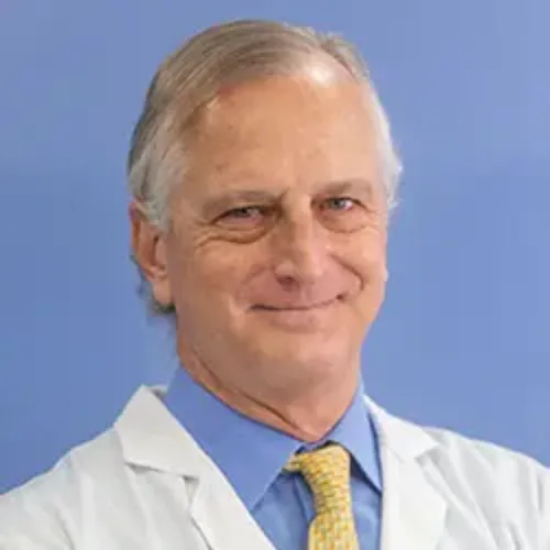 Imagen del Dr. Juan Carlos Galofré Ferrater, especialista en Endocrinología y Nutrición de la Clínica Universidad de Navarra. El Dr. Galofré se dedica a las enfermedades del tiroides, especialmente cáncer de tiroides y a la neuroendocrinología (enfermedades de la hipófisis).