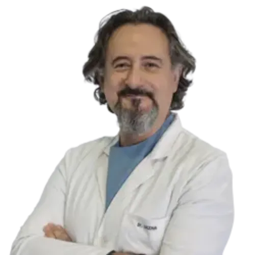 Imagen silueteada del Dr. Felipe Lucena.