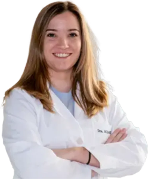 Silueta Dra. Isabel Solares Silueta de la Dra. Isabel Solares, Departamento de Medicina Interna de la CUN