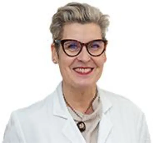 ana-patiño-silueta Directora de la Unidad de Medicina Genómica.