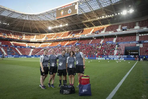 Equipo médico desplegado para el partido Osasuna-Brujas de la Conference Ligue en 2023