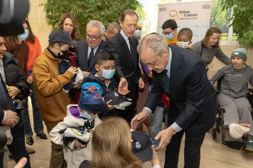 Visita de los presidentes de Osasuna y del Real Madrid a la Clínica Universidad de Navarra. 