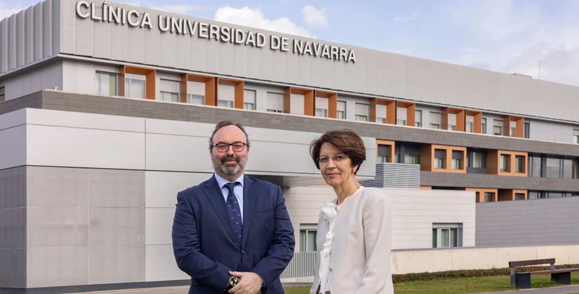 Álvaro Zabala y Esperanza Lozano. Dirección. Clínica Universidad de Navarra Imagen de Álvaro Zabala, nuevo director de la sede en Madrid de la Clínica Universidad de Navarra, junto a la Dra. Esperanza Lozano.