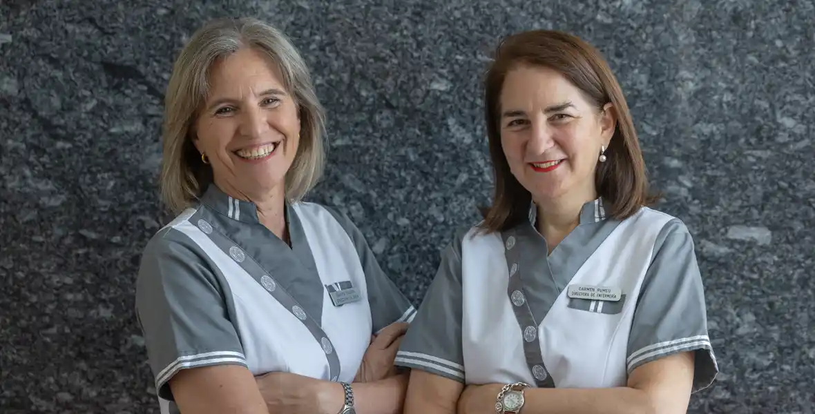 Imagen de Beatriz Paloma y Carmen Rumeu, tras sus nuevos cargos en la Dirección de Enfermería de la Clínica Universidad de Navarra.