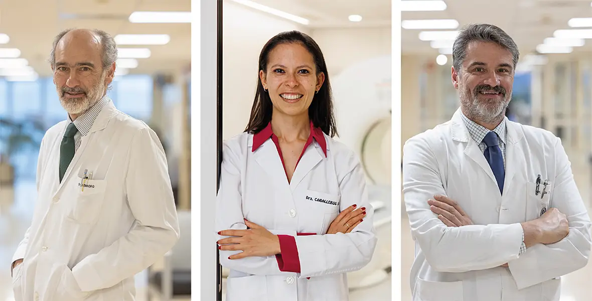 Fotomontaje del Dr. Herrero, de Medicina Interna; la Dra. Caballeros, de Radiologia, y el Dr. De Torres, de Neumología, para una noticia sobre trasplantes hepáticos