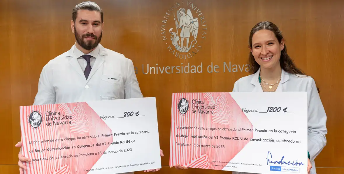 Entrega de los ‘Premios RCUN’ en la VI Jornada de investigación de residentes Ayer se celebró la sexta Jornada de investigación de residentes y tuvo lugar la entrega de los ‘Premios RCUN de investigación’ con la colaboración de la Fundación Mutual Médica.
