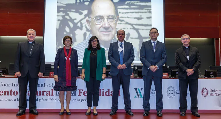 Organizadores del Simposio de Fertilidad. Clínica Universidad de Navarra Imagen de los organizadores del Simposio de Fertilidad organizado por la Clínica Universidad de Navarra