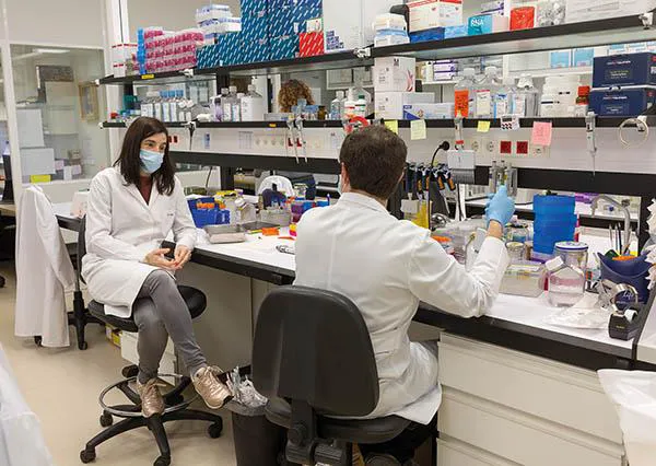 Laboratorio del Cima del virus delta oncolítico. Clínica Universidad de Navarra Imagen del laboratorio del Cima de la terapia con virus para tumores cerebrales en la Clínica Universidad de Navarra