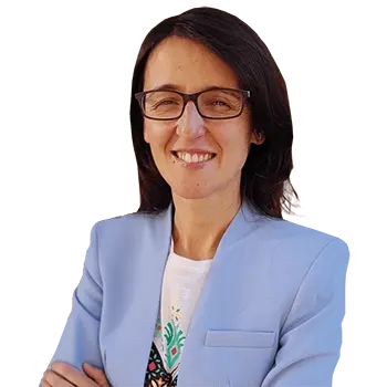 Foto de la Dra. Ma Nélida Conejo Silueta de la Profesora. Dra. Nélida Conejo, de la Universidad Católica de Ávila. Tribuna de opinión.